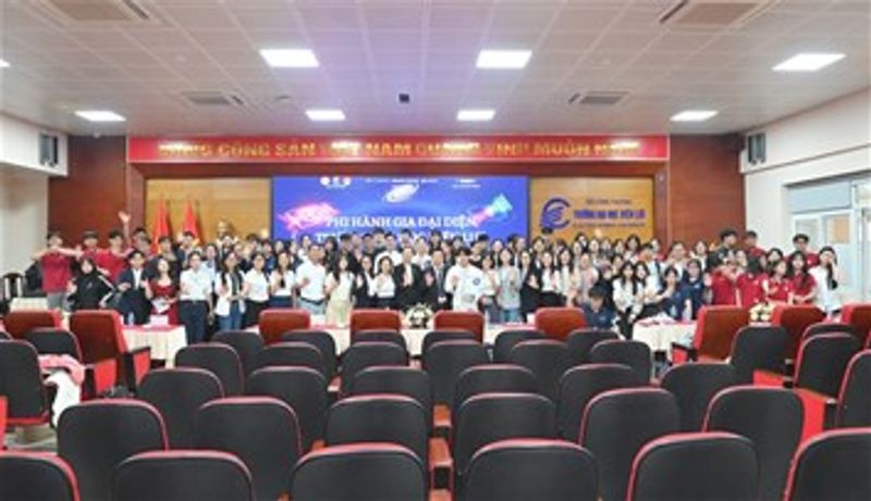 Vòng Casting cấp trường chương trình “Vũ trụ Đồng tiền” mùa 3 tại Trường Đại học Điện lực