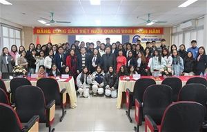 "Hội thảo đánh giá, cải tiến Chương trình đào tạo ngành Ngôn ngữ Anh, trình độ đại học" theo hướng mở mới chuyên ngành Tiếng Anh truyền thông
