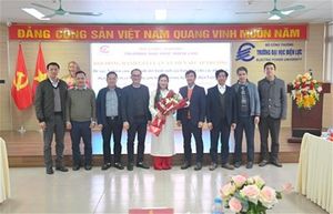Lễ bảo vệ Luận án tiến sĩ cấp Trường của nghiên cứu sinh Đỗ Thị Loan ngành Quản lý năng lượng